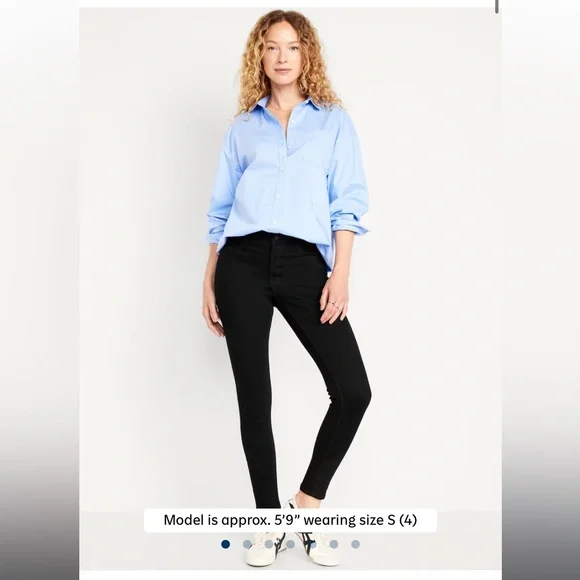 Old Navy Rockstar Super Skinny Jeans - Picture 2 of 6